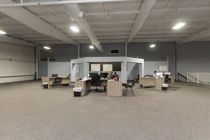 More Photos Of 1435 Paramount Dr, Huntsville Freestanding For Sale