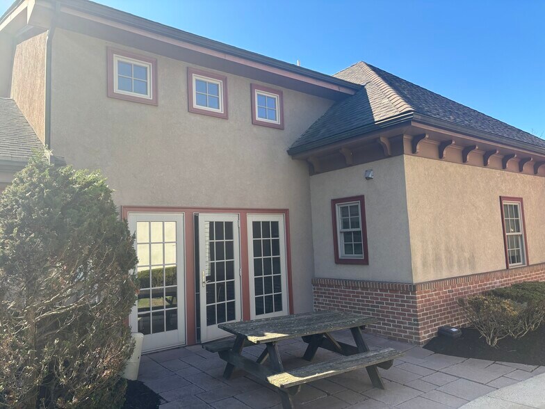More Photos Of 11 Duane Rd, Doylestown Office For Sale