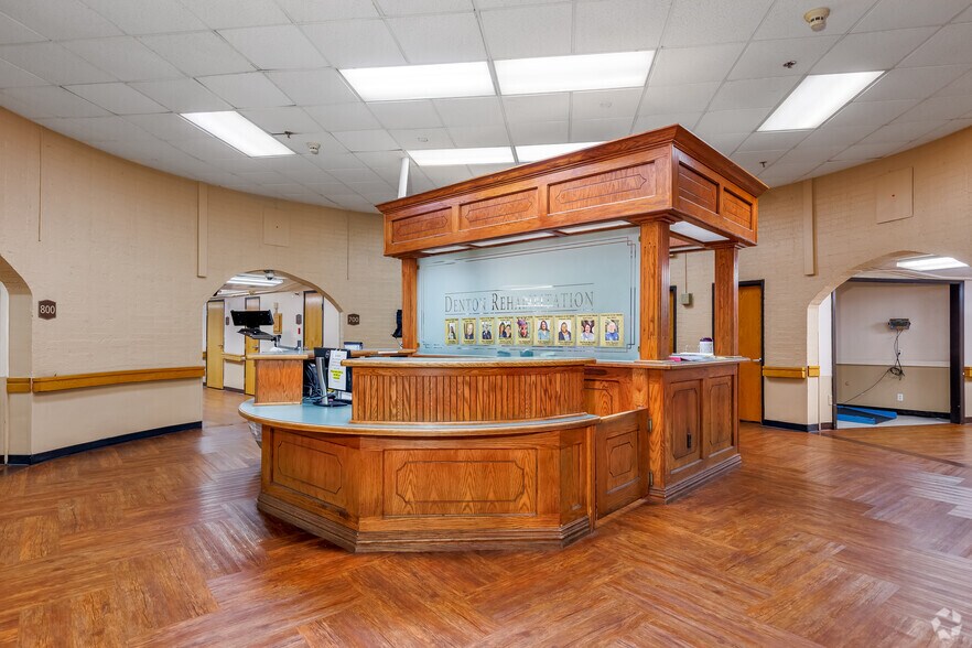 More Photos Of 2229 N Carroll Blvd, Denton Skilled Nursing Facility For Sale
