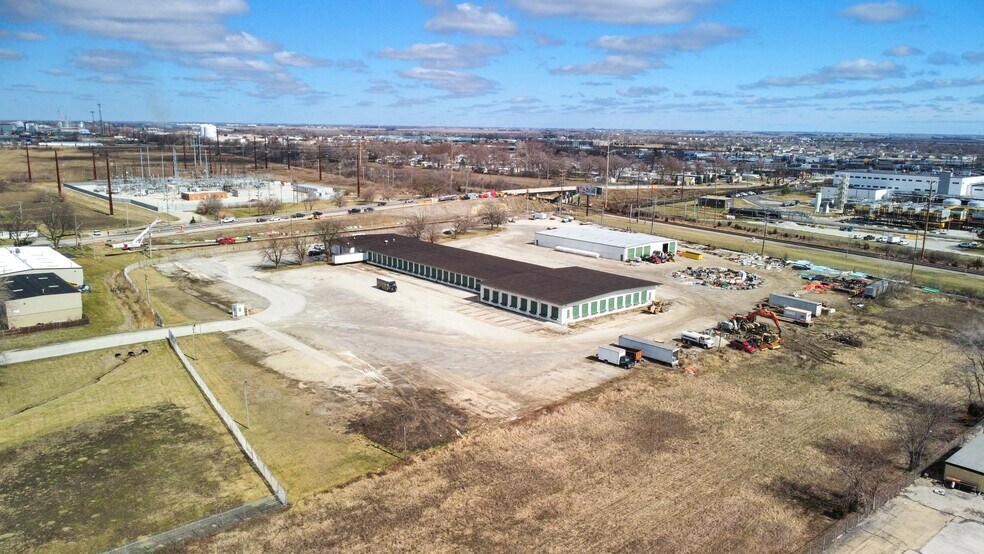 More Photos Of 106 Mooney Dr, Bourbonnais Warehouse For Lease