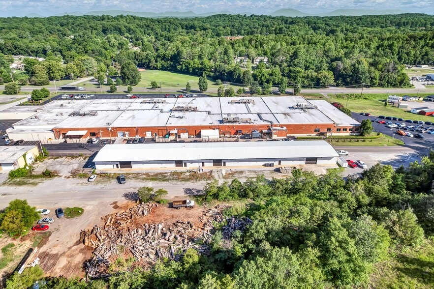 Primary Photo Of 112 Belgrade Rd, Oak Ridge Warehouse For Lease