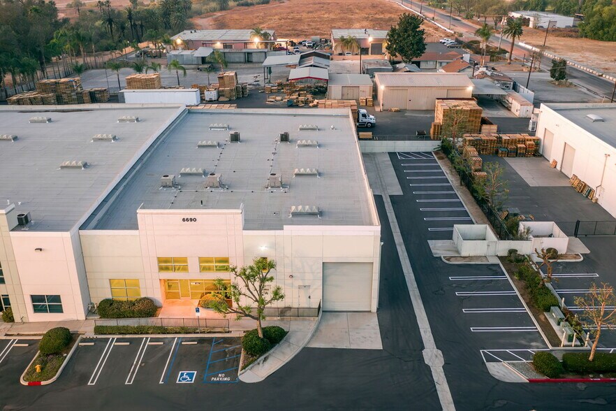 More Photos Of 6690 Doolittle Ave, Riverside Warehouse For Sale
