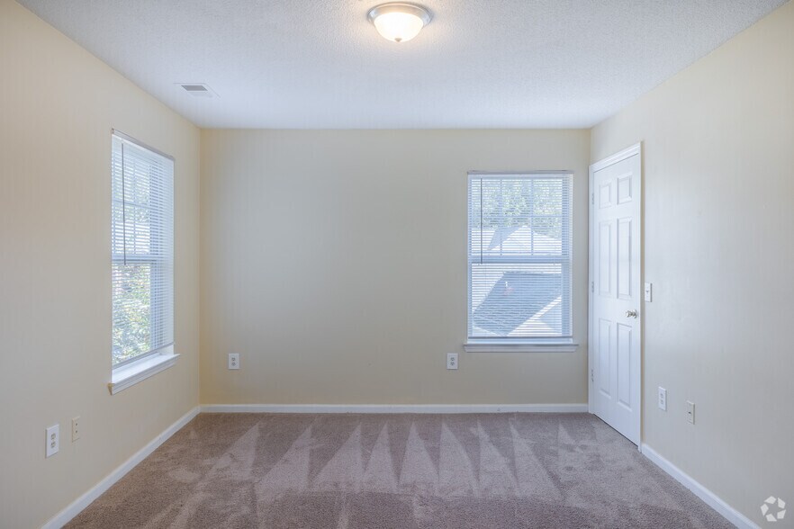 More Photos Of 246 Pidgeon Bay Rd, Summerville Apartments For Sale