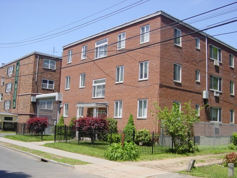 More Photos Of 46 Allen Pl, Hartford Apartments For Sale