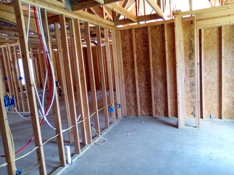 More Photos Of 160 Canterbury Dr, Eufaula Multifamily For Sale