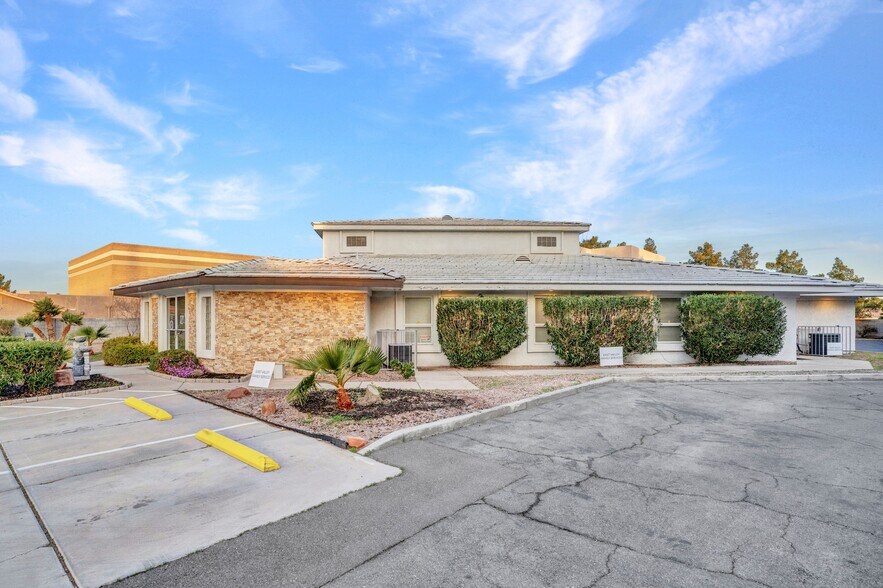 More Photos Of 3920-3930 E Patrick Ln, Las Vegas Loft Creative Space For Sale