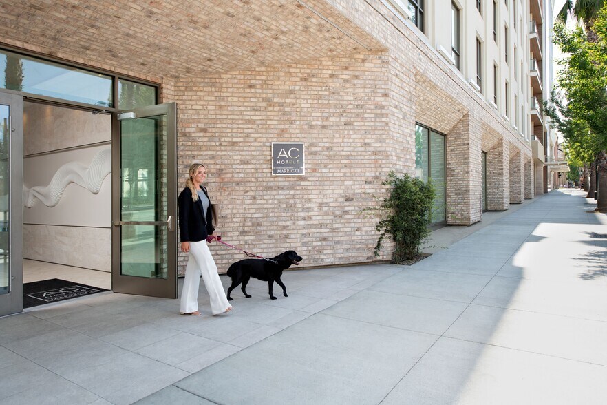 More Photos Of 550 E Colorado Blvd, Pasadena Hotel For Lease