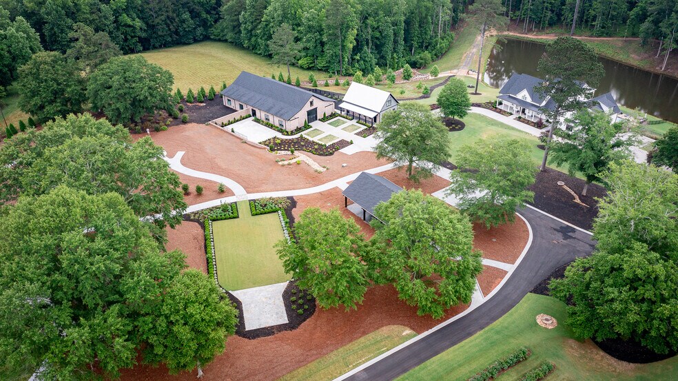 More Photos Of 1150 Cliff Dawson Rd, Watkinsville Specialty For Sale
