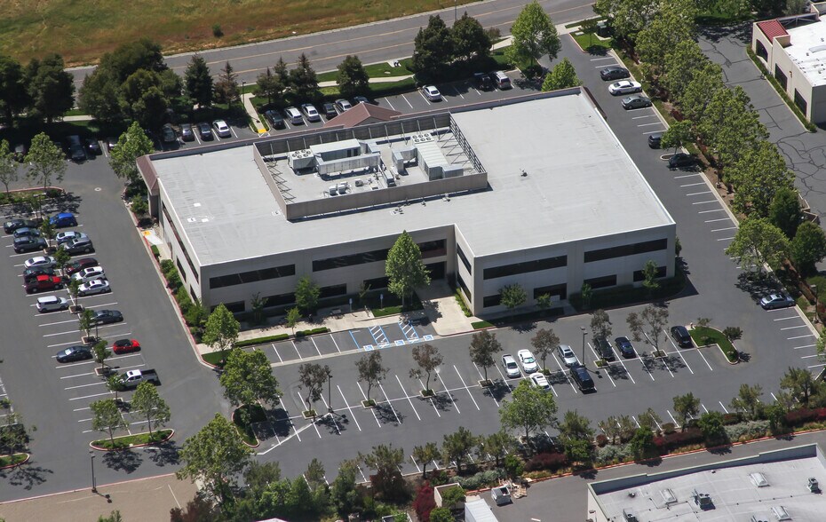 More Photos Of 550 Gateway Dr, Napa Office For Lease