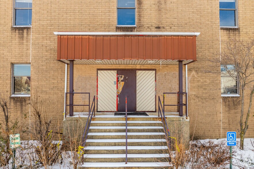 More Photos Of 1801 N 5th St, Philadelphia Distribution For Sale