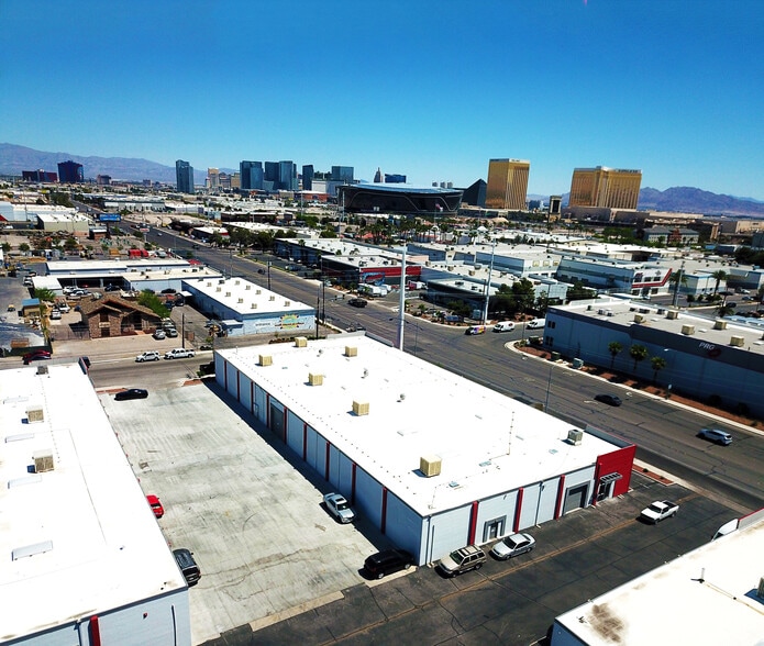 More Photos Of 5959 Valley View Blvd, Las Vegas Warehouse For Lease