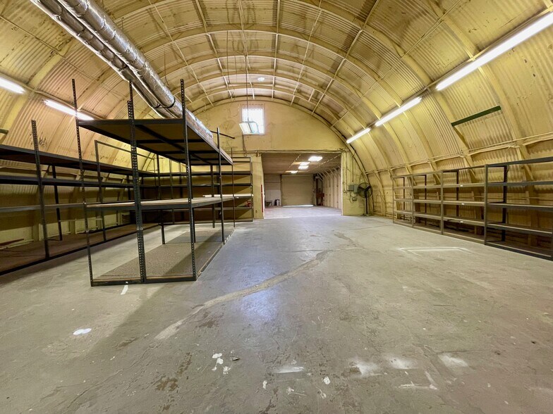 More Photos Of 821 W Main St, El Cajon Flex For Lease