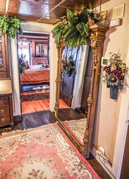 More Photos Of 1272 SW Fillmore St, Topeka Hospitality For Sale