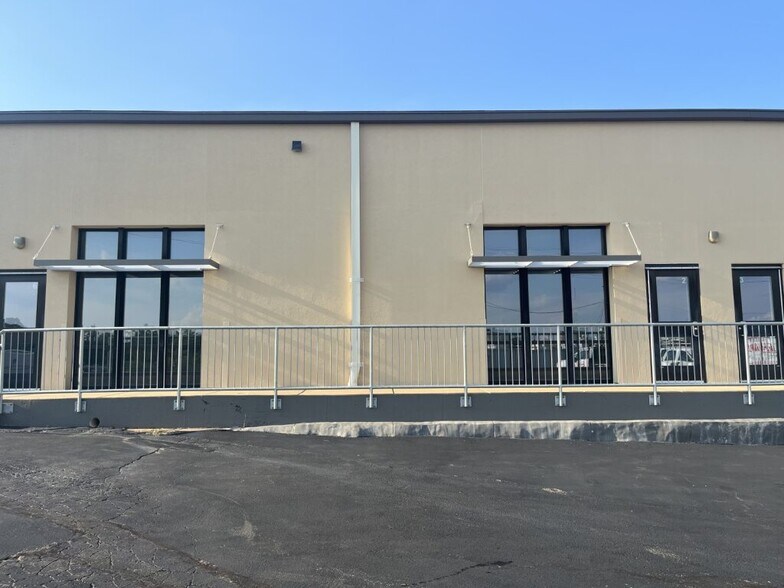 More Photos Of 1201 Hanley Industrial Ct, Brentwood Flex For Sale