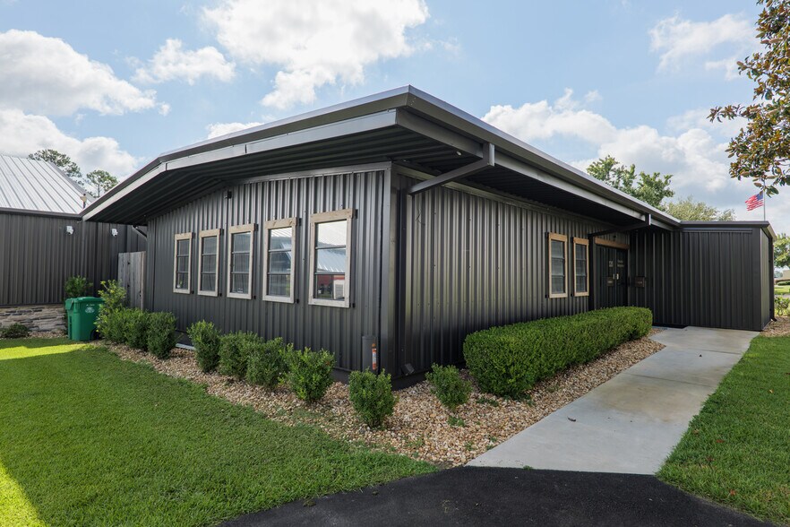More Photos Of 125 Blanchard St, Valdosta Warehouse For Sale