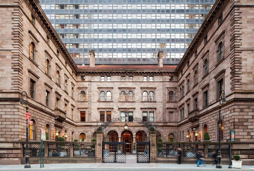 More Photos Of 455 Madison Ave, New York Hotel For Lease