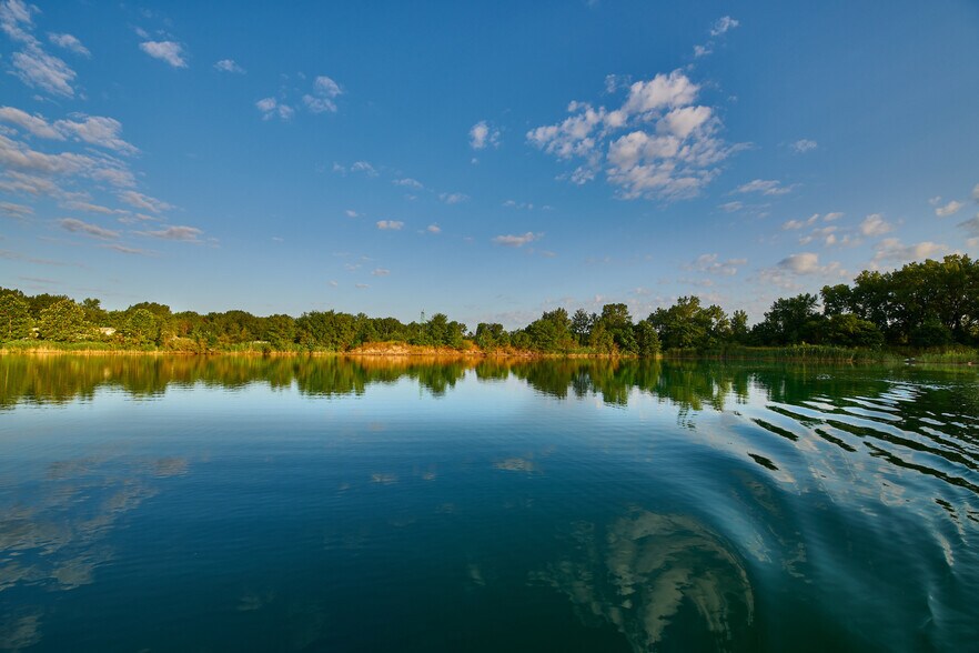 More Photos Of 1583 Spring Bay Rd, Spring Bay Hotel For Sale