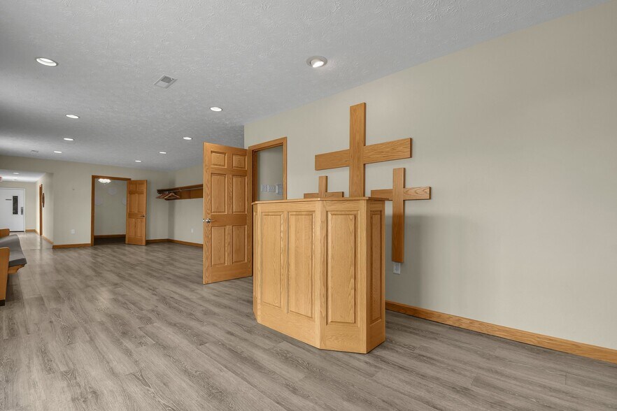 More Photos Of 2598 E Smiley Ave, Shelby Religious Facility For Sale