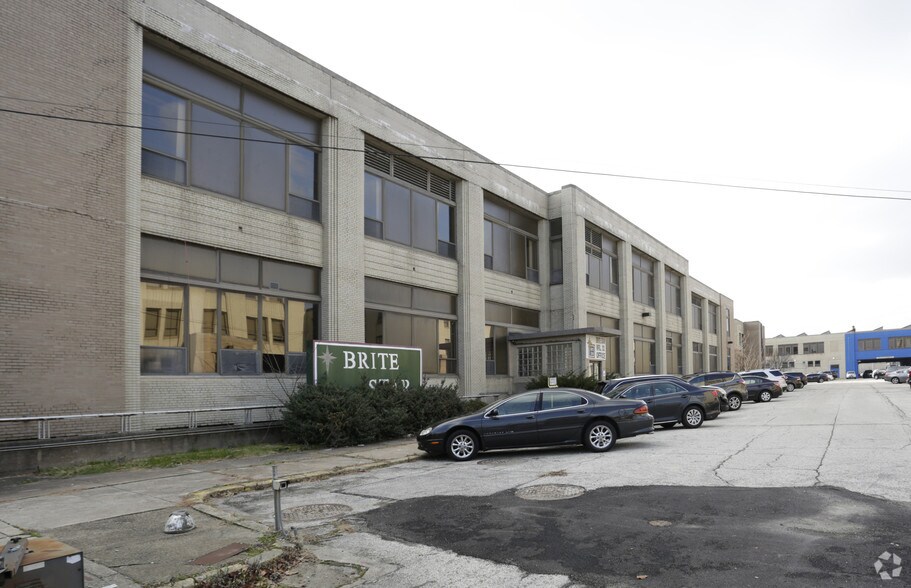 More Photos Of 2900 S 20th St, Philadelphia Light Manufacturing For Sale
