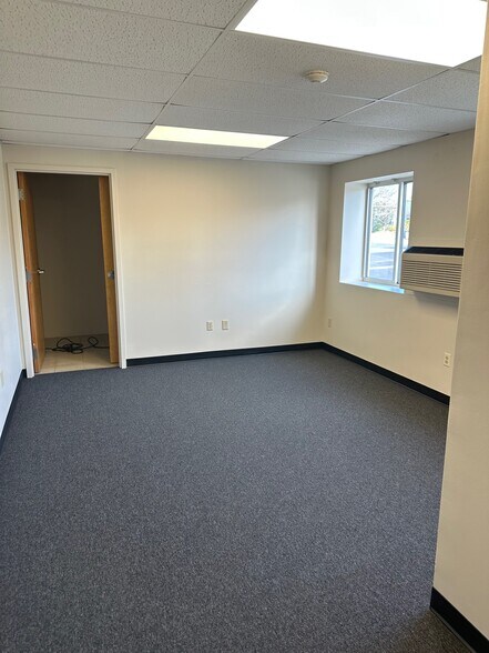 More Photos Of 55 Ballou Blvd, Bristol Manufacturing For Lease