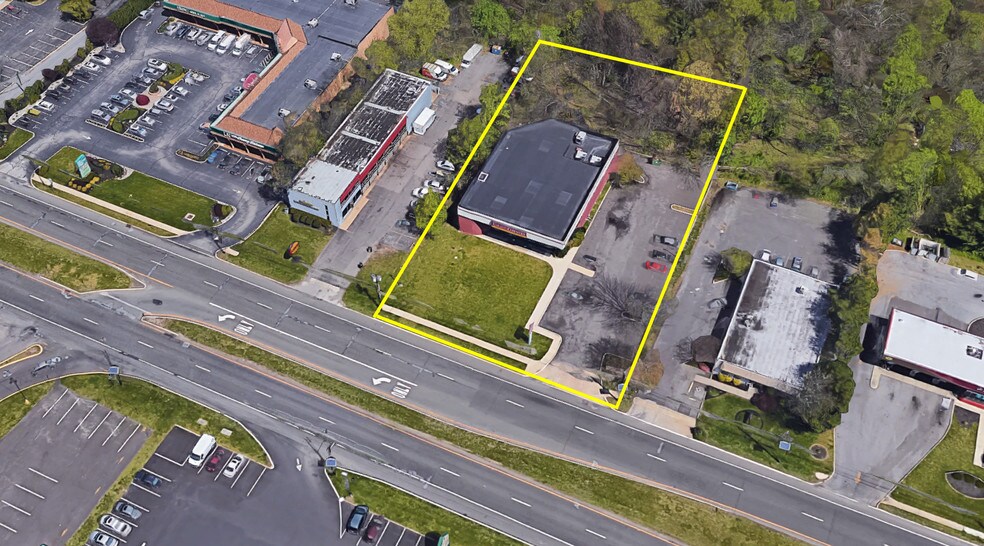 More Photos Of 2080 Marlton Pike E, Cherry Hill Freestanding For Lease