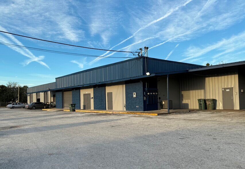 Primary Photo Of 405 N Charles St, Daytona Beach Warehouse For Lease
