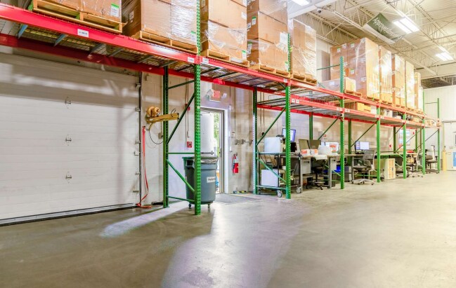 More Photos Of 841 Woburn St, Wilmington Light Manufacturing For Lease