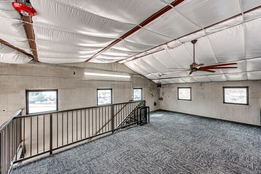 More Photos Of 8052-8072 S Grant Way, Littleton Warehouse For Sale