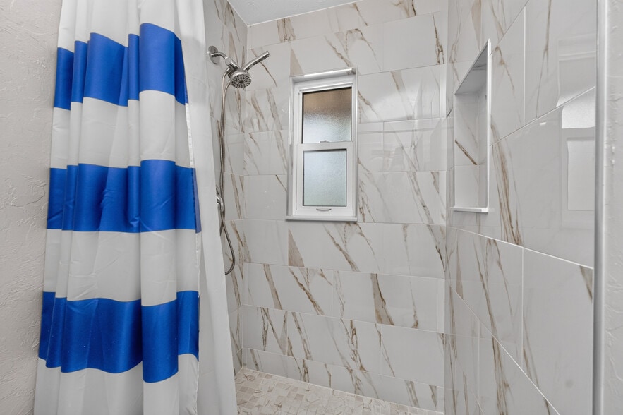 More Photos Of 1130 Gulf Blvd, Englewood Apartments For Sale