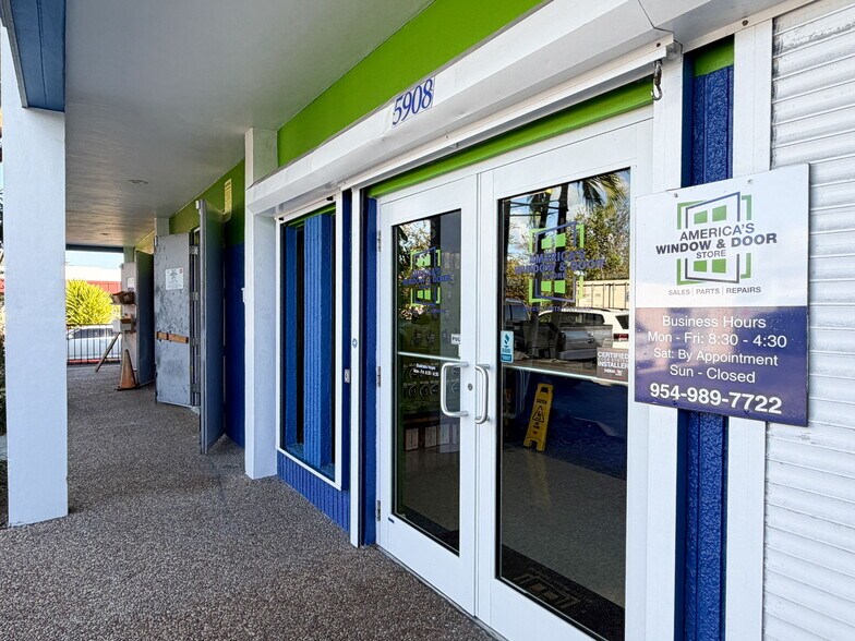 More Photos Of 5908 Johnson St, Hollywood Light Manufacturing For Sale