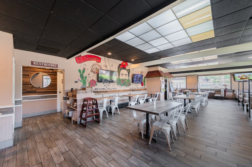 More Photos Of 1319-1329 N Grand Ave, Covina Restaurant For Sale