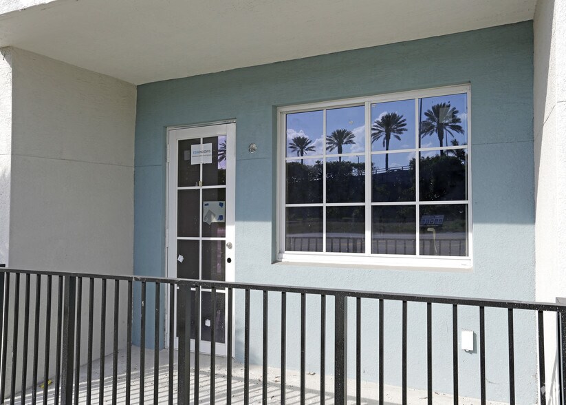 More Photos Of 20000 W Dixie Hwy, Miami Unknown For Lease