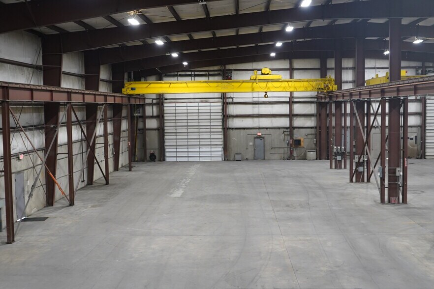 More Photos Of 6645 S 61st West Ave, Tulsa Warehouse For Lease