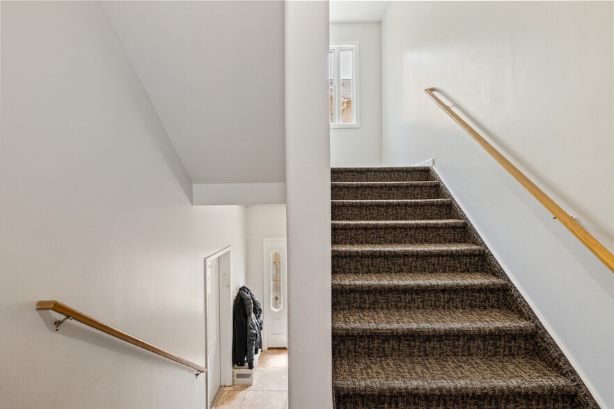 More Photos Of 68 Main St, Monsey Apartments For Sale