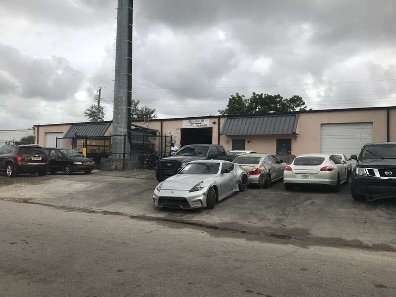 More Photos Of 1901 SW 100th Ter, Miramar Warehouse For Lease