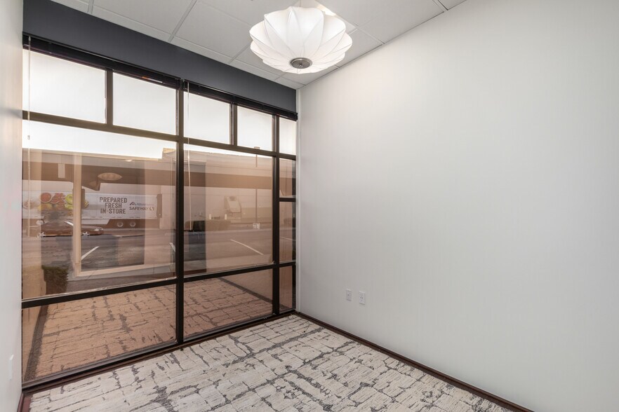More Photos Of 8165 E Indian Bend Rd, Scottsdale Medical For Lease