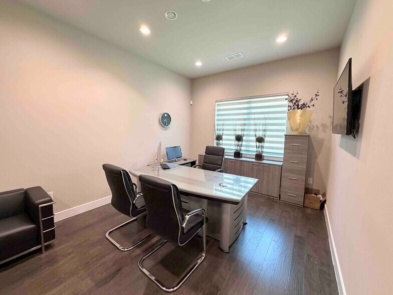 More Photos Of 4425 Plano Pky, Carrollton Medical For Sale