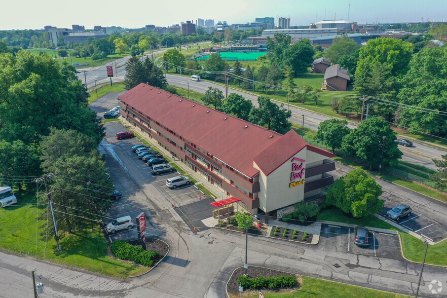 More Photos Of 441 Ackerman Rd, Columbus Hotel For Sale