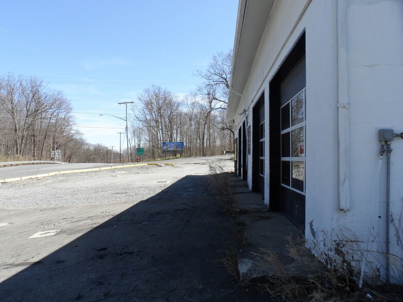 More Photos Of 1154 State Rt 23, Wantage Auto Repair For Sale