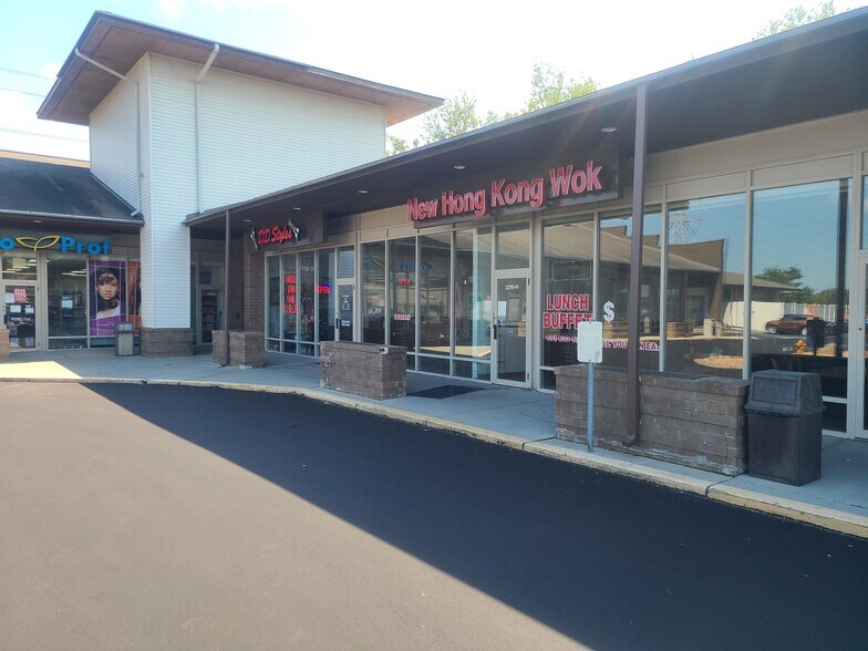 More Photos Of 3186 Long Lake Rd, Roseville Unknown For Lease