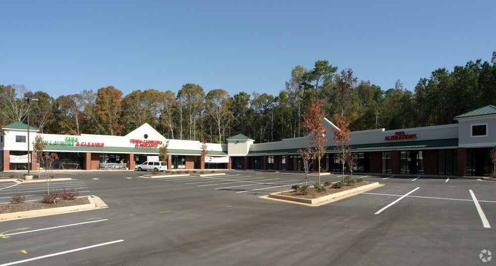 More Photos Of 1544 Tara Rd, Jonesboro General Retail For Lease