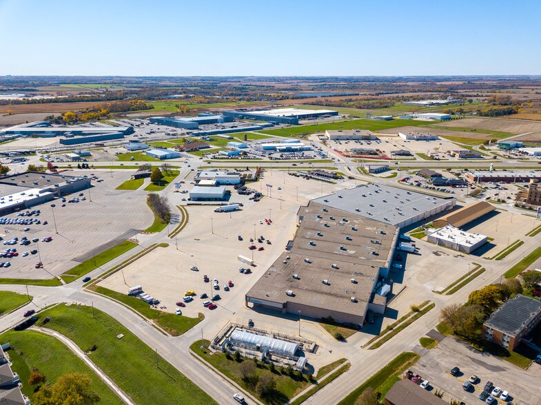 More Photos Of 919 S 20th St, Norfolk Unknown For Lease