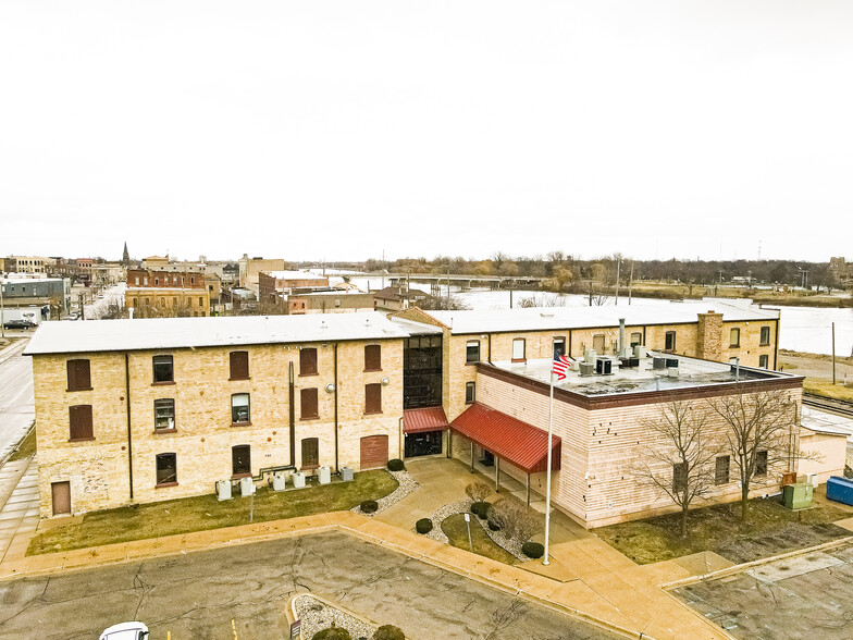 Primary Photo Of 500 S Hamilton St, Saginaw Medical For Sale