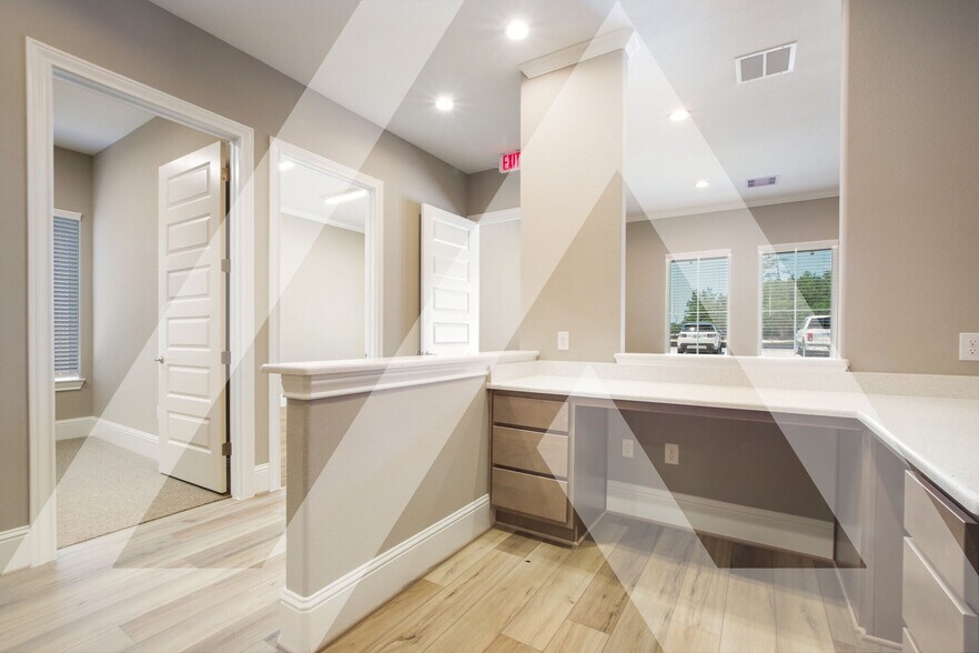 More Photos Of 31300-31368 Nichols Sawmill Rd, Magnolia Medical For Sale