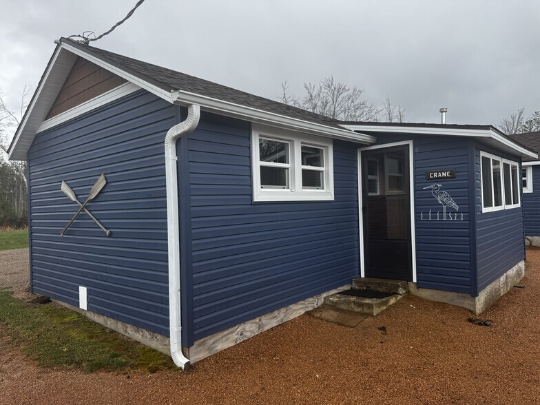 More Photos Of N11594 Post Lake Dr, Elcho Bar For Sale