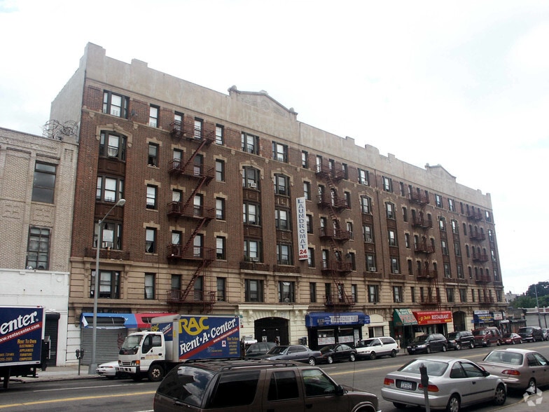 More Photos Of 910-926 Southern Blvd, Bronx Apartments For Lease