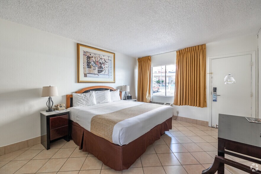 More Photos Of 2830 S Las Vegas Blvd, Las Vegas Hotel For Lease