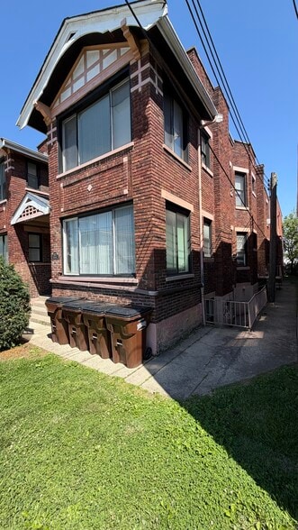More Photos Of 2072 Elm Ave, Cincinnati Apartments For Sale