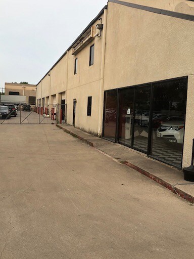 More Photos Of 16304 Midway Rd, Addison Service For Sale