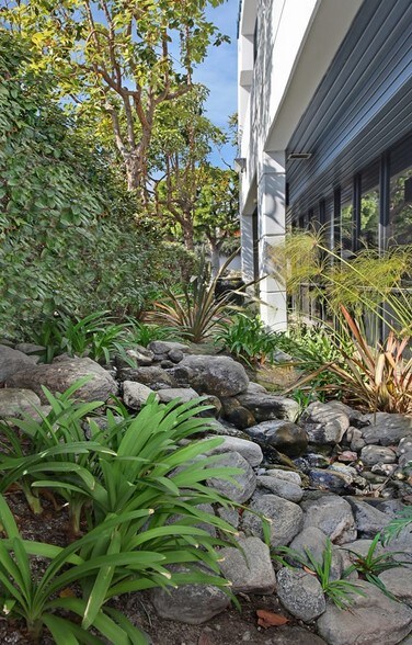 More Photos Of 7491 Talbert Ave, Huntington Beach Office For Lease